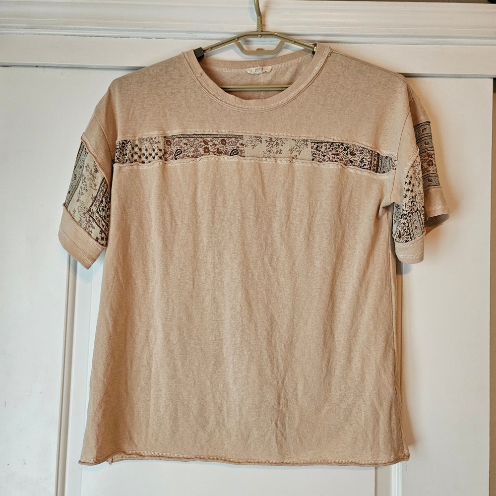 Easel Los Angeles Knit Top Womens 1X Tan Boho Floral Patchwork Raw Edge